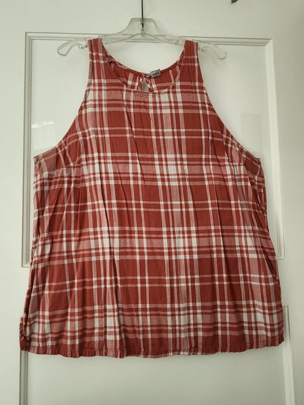Old Navy sleeveless top